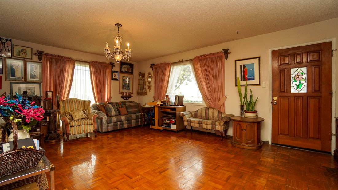 204 Nectarine St, Oxnard, CA 93033 - Living Room