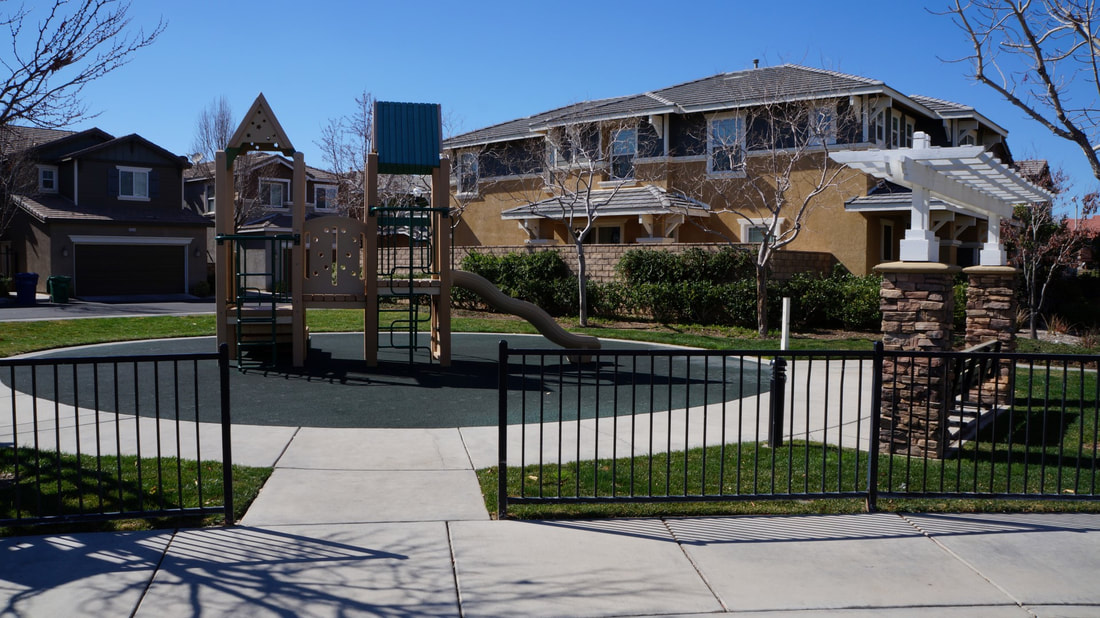 2555 Kenwood Court, Palmdale, CA 93550 - Playground (1)