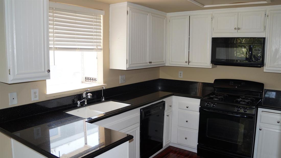 26846 Claudette Street #205, Canyon Country, CA 91351 - Kitchen (2)