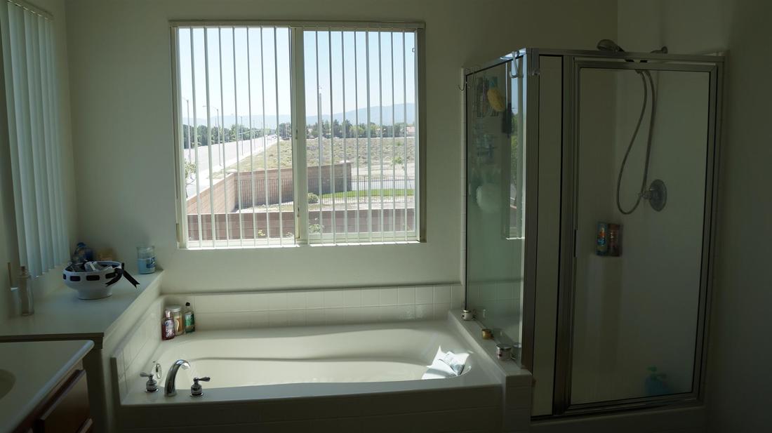 3006 Minford Street, Lancaster, CA 93536 - Main Bathroom (1)