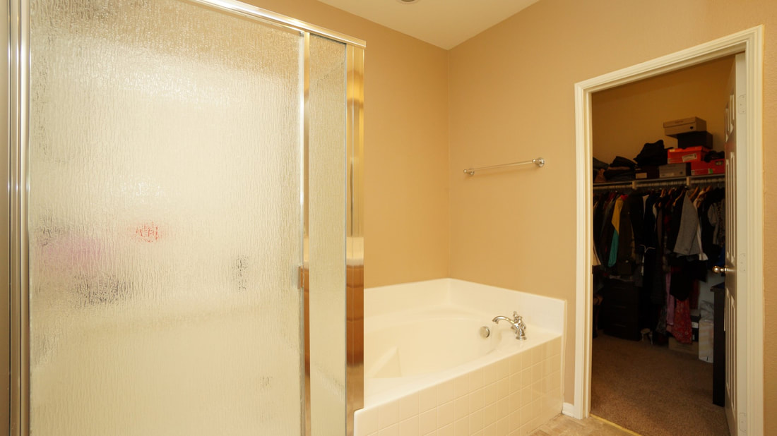3053 Shenandoah Drive, Oxnard, CA 93036 - Main Bathroom (1)