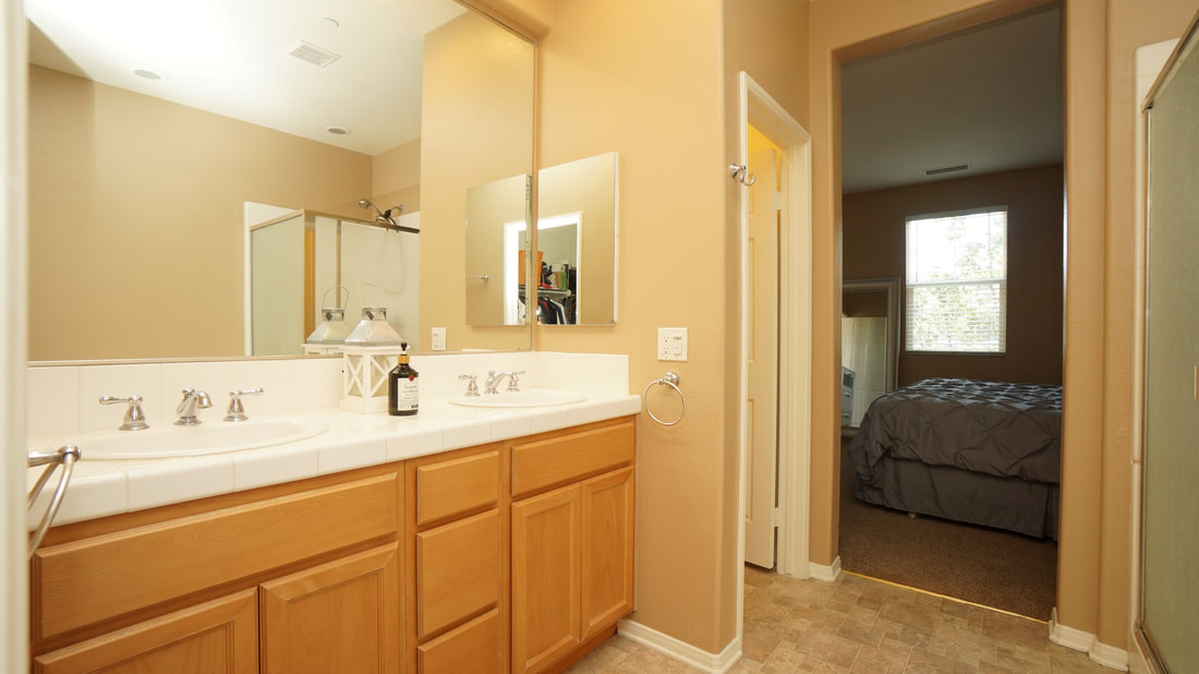 3053 Shenandoah Drive, Oxnard, CA 93036 - Main Bathroom (2)