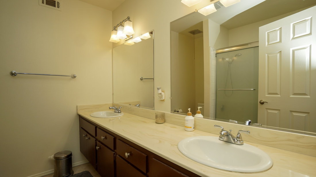 506 Corte Aguacate, Camarillo, CA 93010 - Main Bathroom