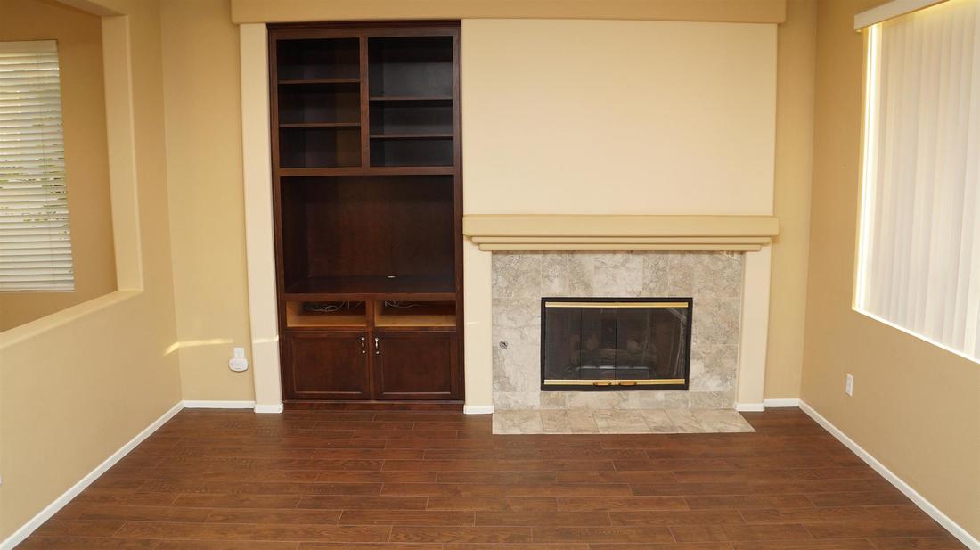 27511 Nike Lane, Canyon Country, CA 91351 - Family Room
